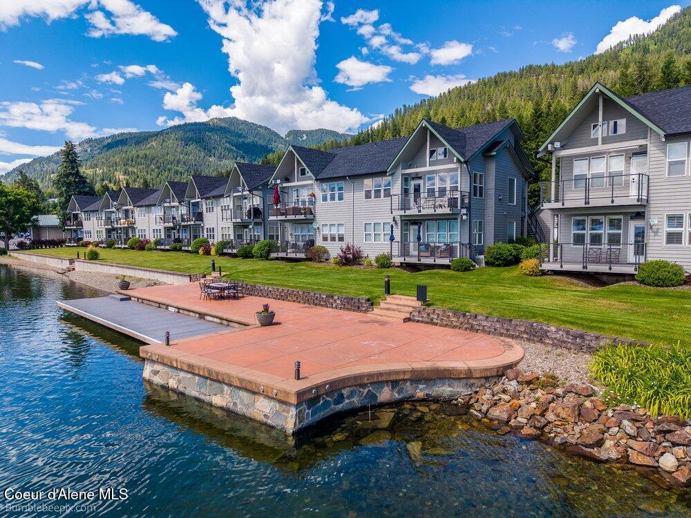 46700 Highway 200, Unit 103 Hope, ID 83836 - Photo 32 of 37 Community Patio & Dock