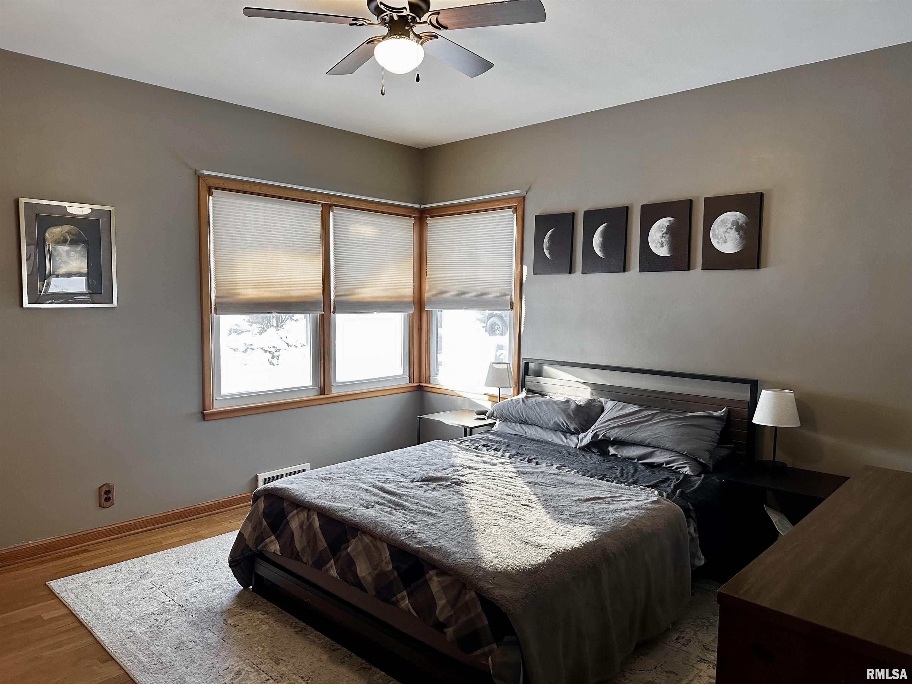 321 Ruth Place Clinton, IA 52732 - Photo 6 of 19 Gallery Image 6