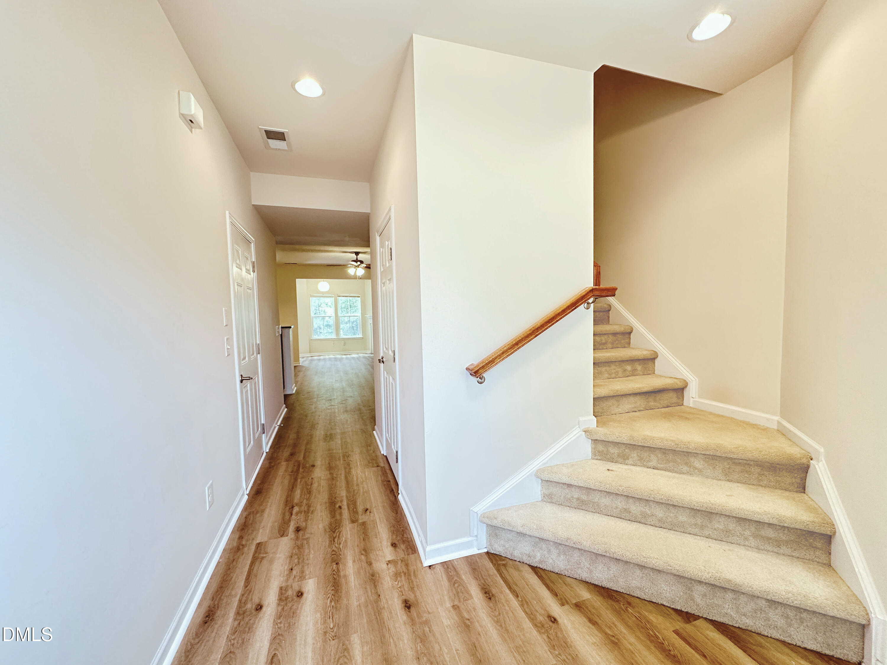 435 Panorama View Loop Cary, NC 27519 - Photo 2 of 38