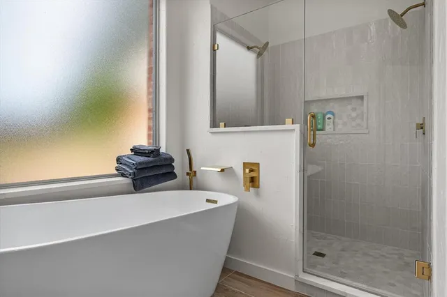 $760,000 | 352 Leeward Circle, Azle, TX 76020