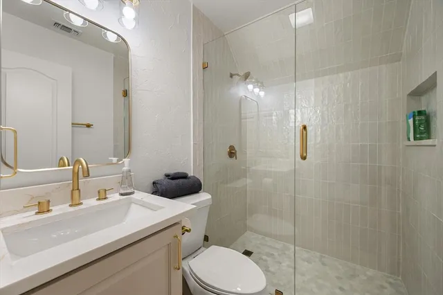 $760,000 | 352 Leeward Circle, Azle, TX 76020