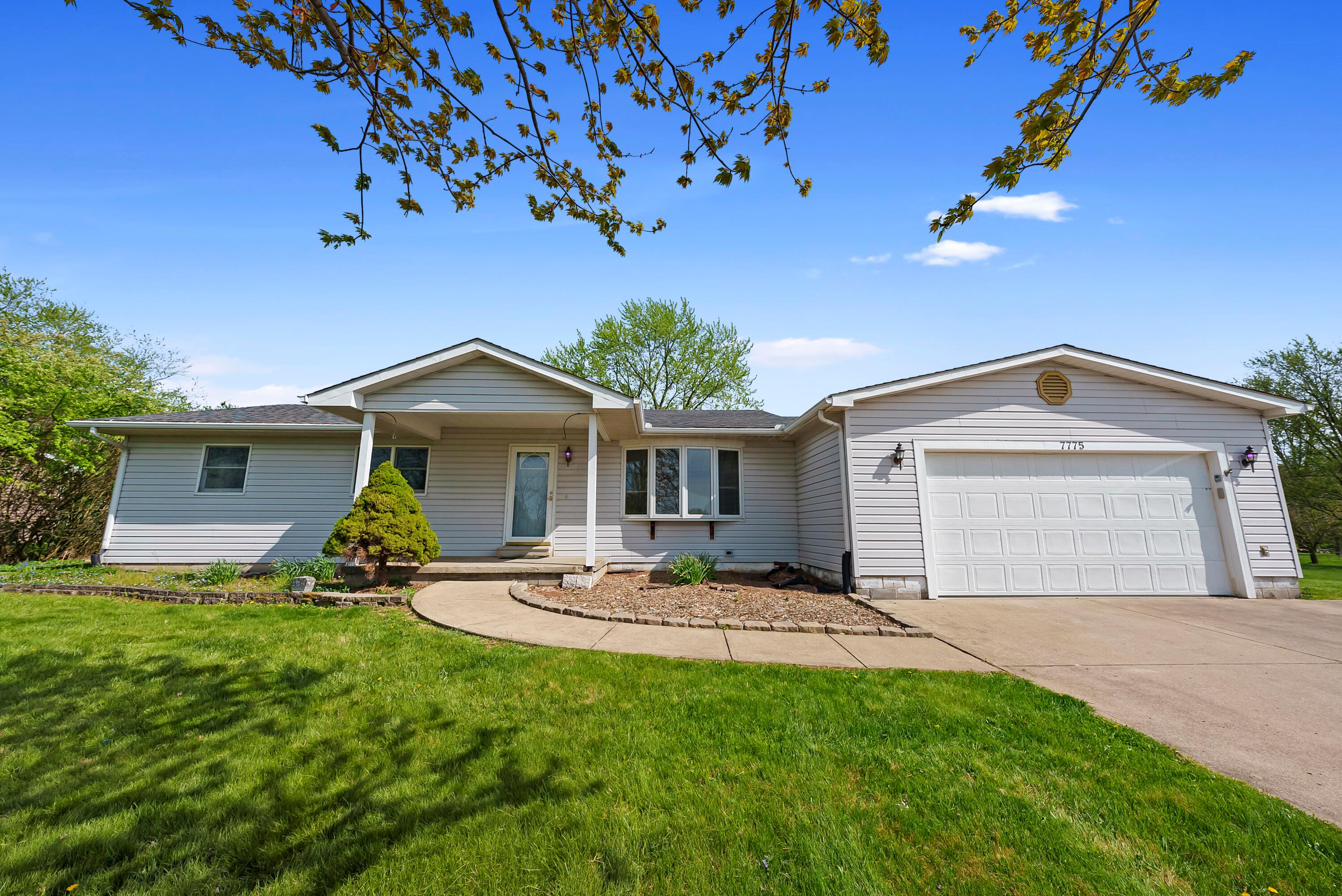 7775 Lake Drive Road Newark, OH 43056 - Photo 1 of 43 DSC07206