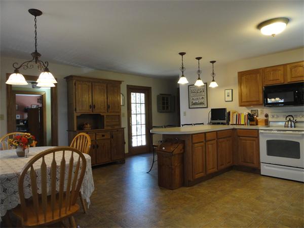46 Glenwood Road Rutland, MA 01543 - Photo 7 of 27