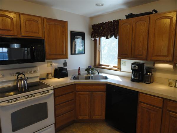 46 Glenwood Road Rutland, MA 01543 - Photo 8 of 27