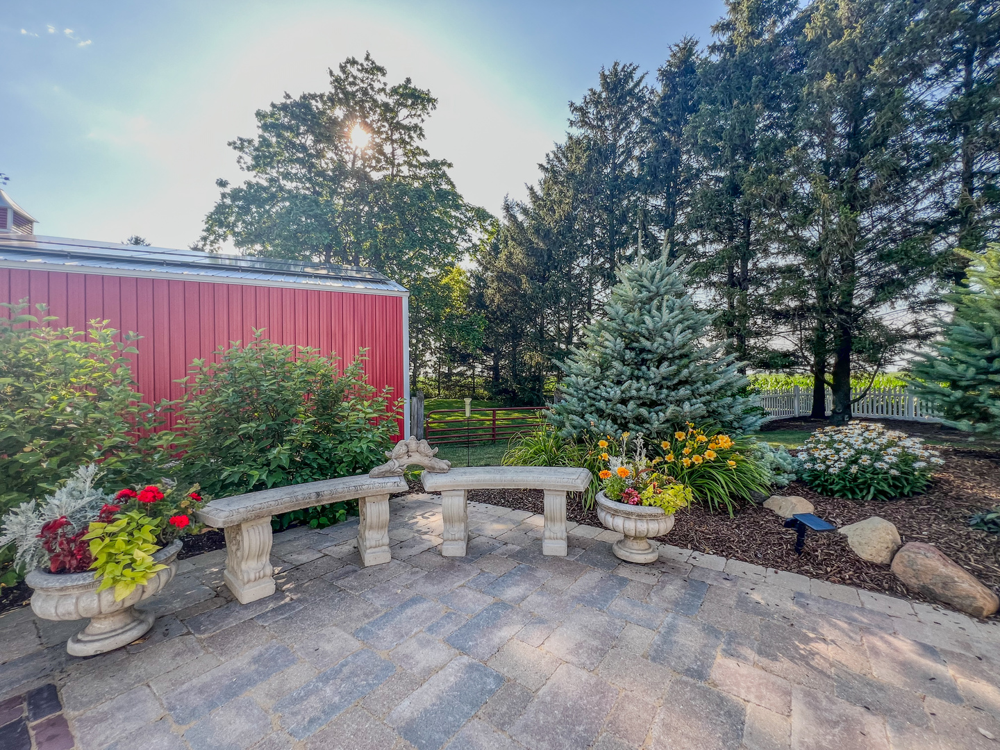 16205 University Road Malta, IL 60150 - Photo 47 of 51