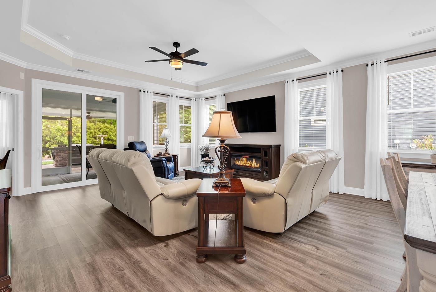 122 Caroline Court Murrells Inlet, SC 29576 - Photo 10 of 48