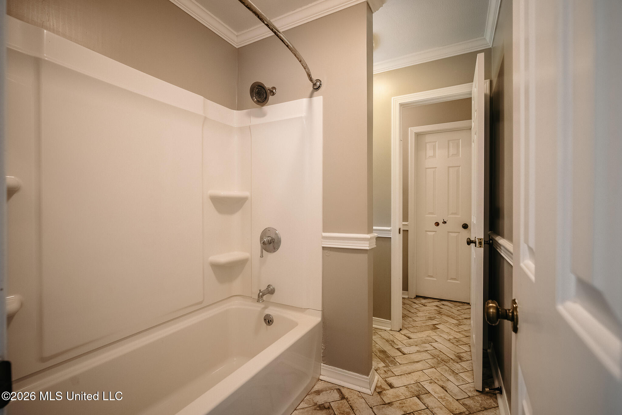 2139 Warren Hood Road Hermanville, MS 39086 - Photo 55 of 115 Upstairs Jack & Jill