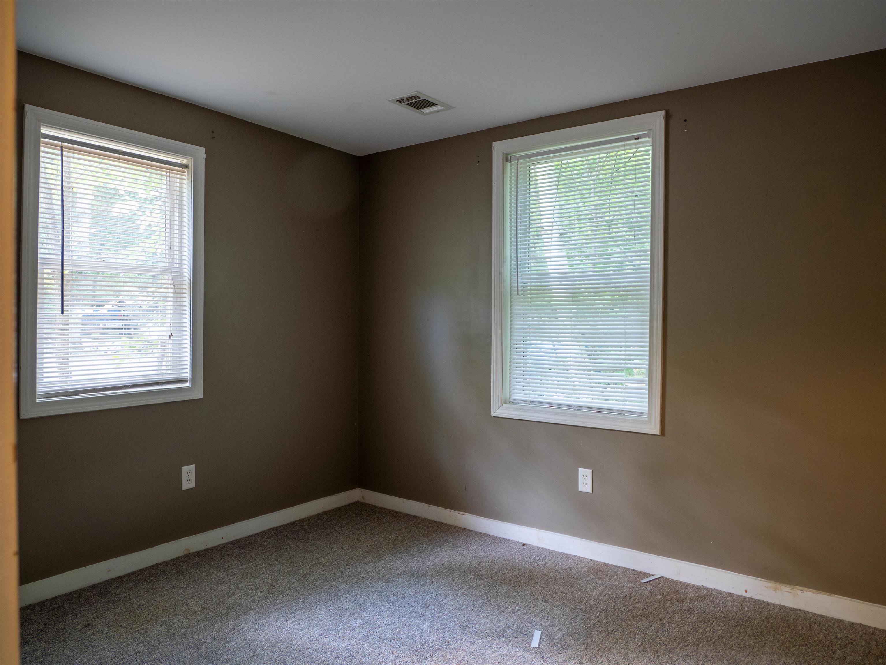 235 Young Road Barrington, NH 03825 - Photo 14 of 37