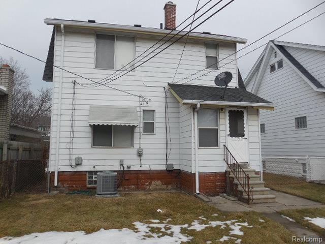 8312 Harding Street Center Line, MI 48015 - Photo 10 of 14 HARDING-back.jpg