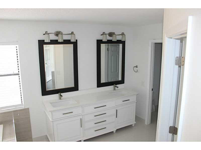 22949 Old Inlet Bridge Drive Boca Raton, FL 33433 - Photo 2 of 20 Bathroom Master.
