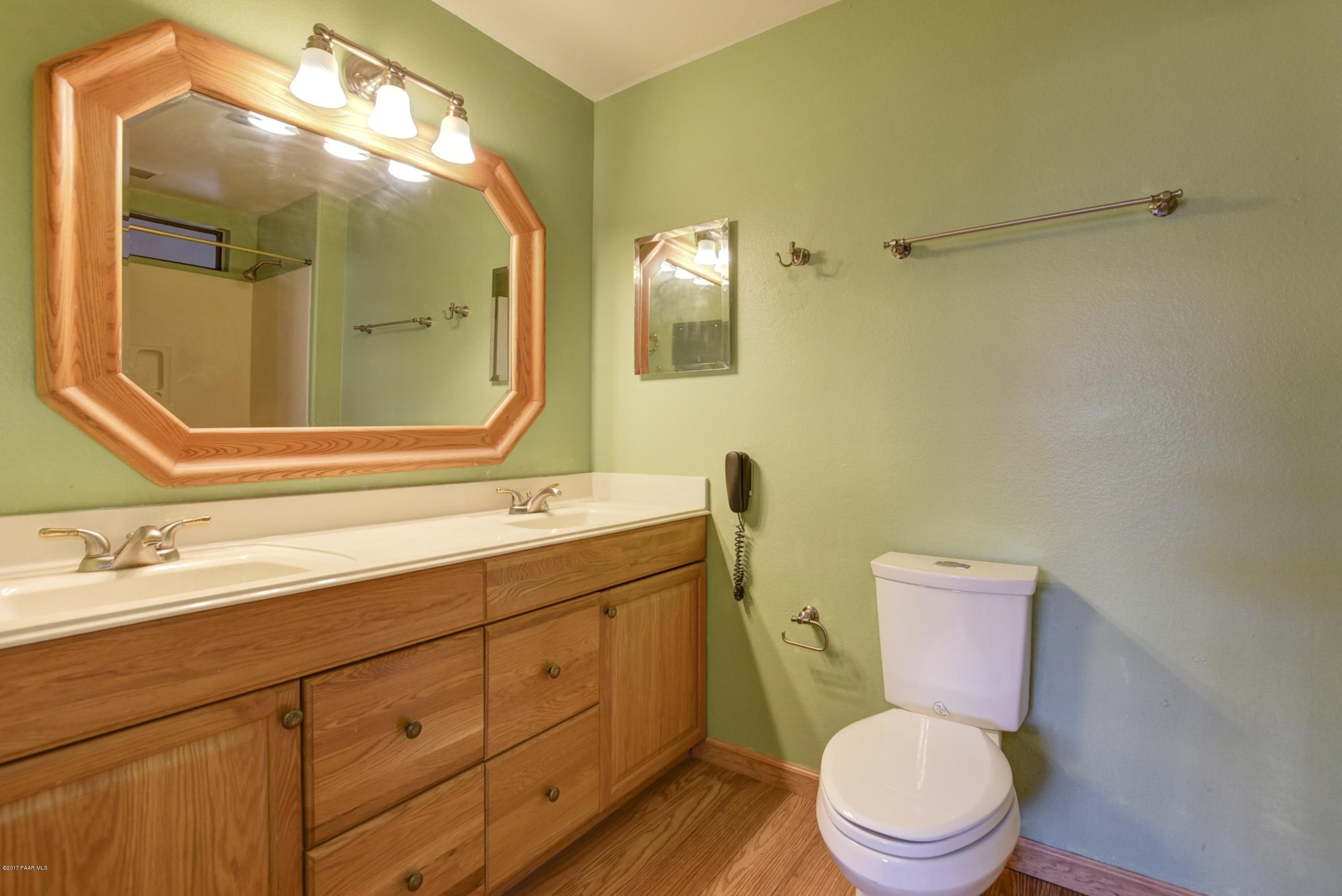 2356 West Bridle Path Road Prescott, AZ 86305 - Photo 13 of 33 Master Bath