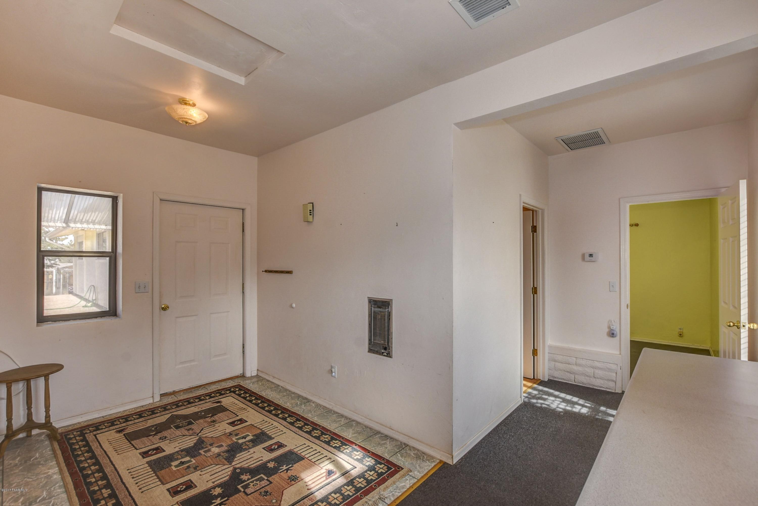 2356 West Bridle Path Road Prescott, AZ 86305 - Photo 18 of 33 Middle room in Guest Quarters