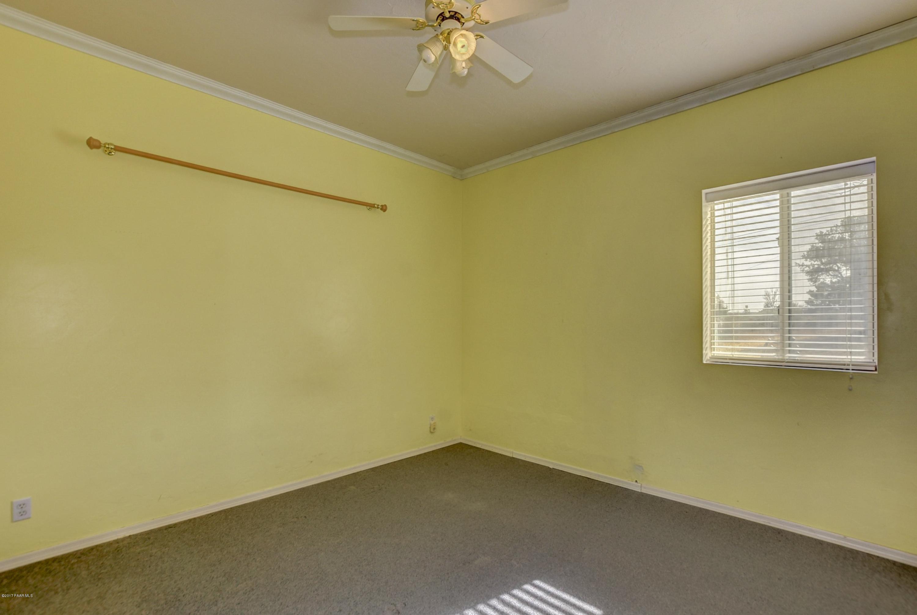 2356 West Bridle Path Road Prescott, AZ 86305 - Photo 22 of 33 Guest Quarters Bedroom