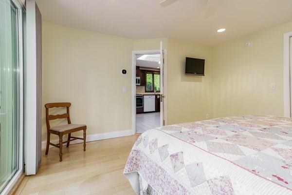 74 Chestnut Street Foxboro, MA 02035 - Photo 13 of 30 Gallery Image 13