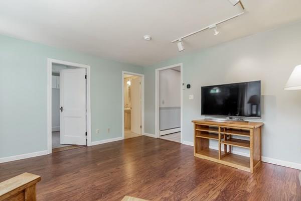 74 Chestnut Street Foxboro, MA 02035 - Photo 8 of 30 Gallery Image 8