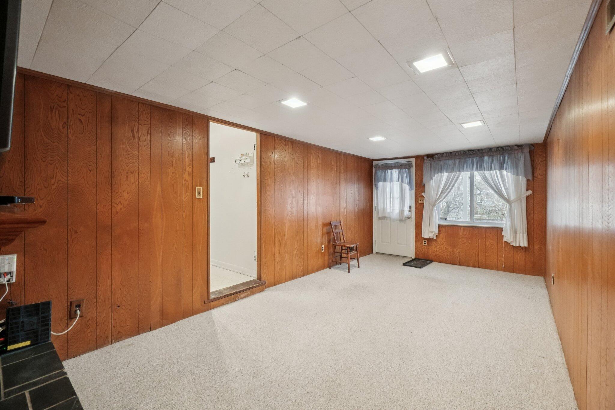 322 South Harris Road Ypsilanti, MI 48198 - Photo 18 of 44 23-web-or-mls-S Harris Rd-S1501-023