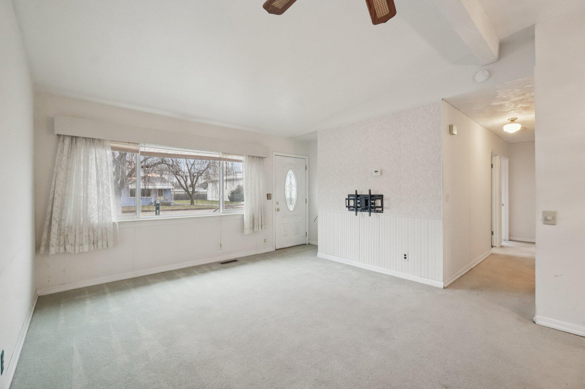 322 South Harris Road Ypsilanti, MI 48198 - Photo 3 of 44 3-web-or-mls-S Harris Rd-S1501-003