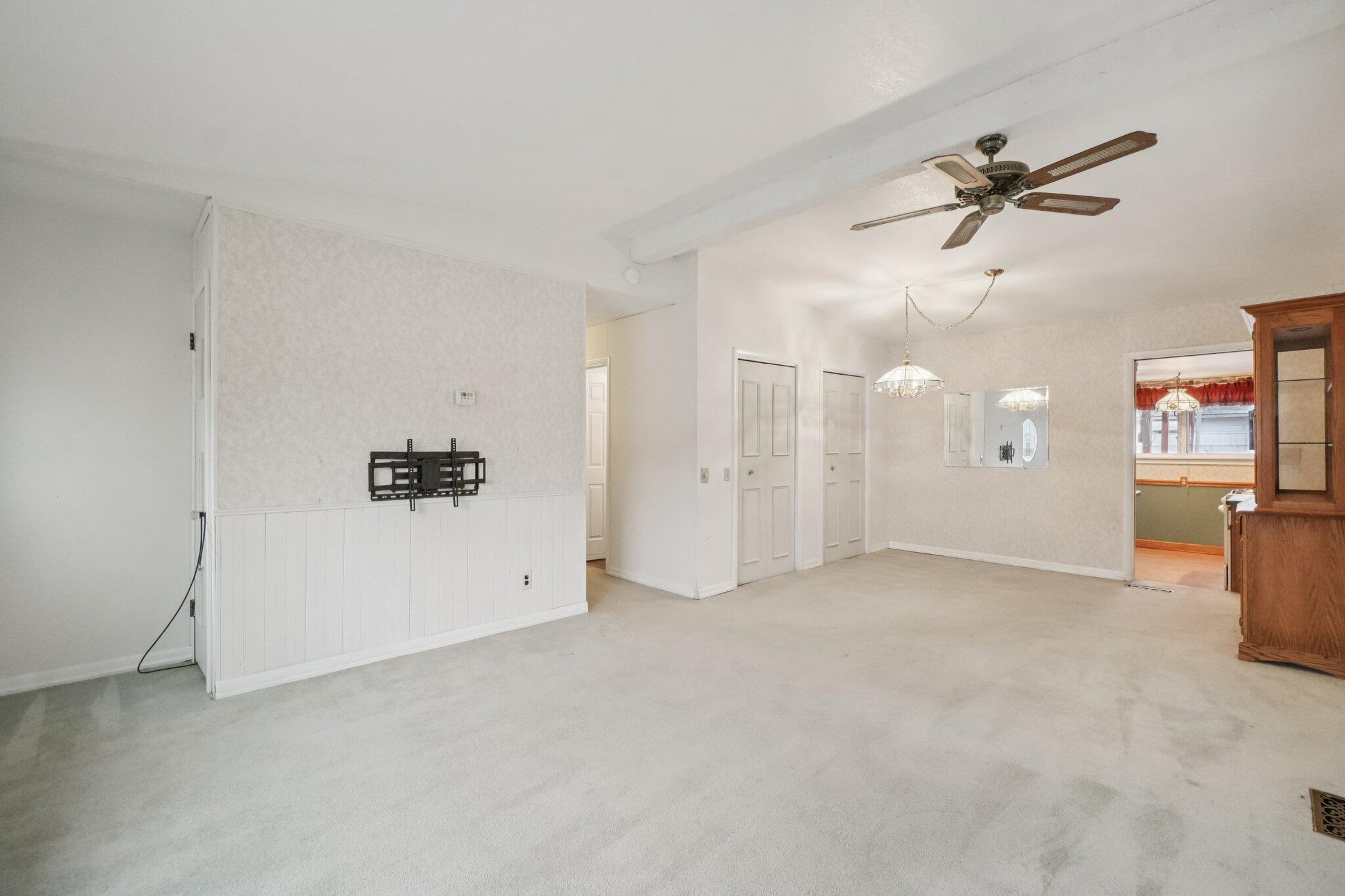 322 South Harris Road Ypsilanti, MI 48198 - Photo 10 of 44 7-web-or-mls-S Harris Rd-S1501-007