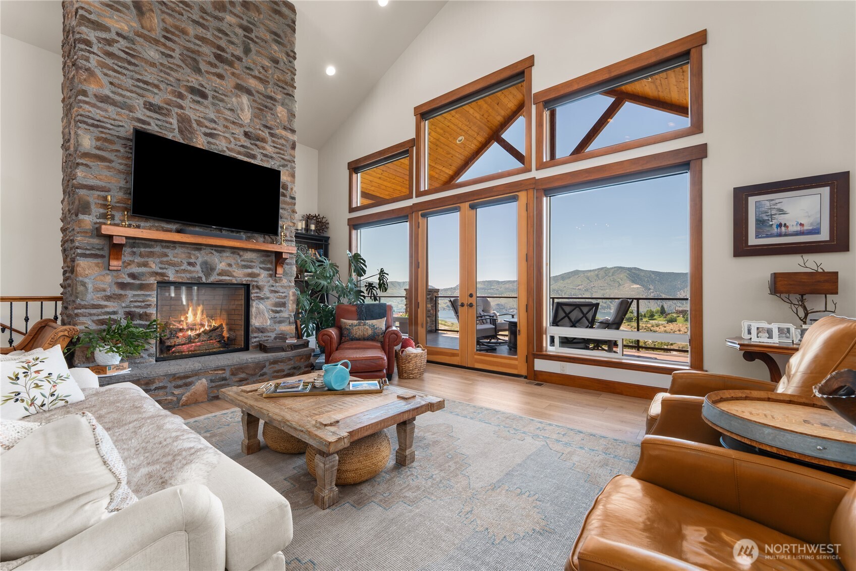 653 Lakayuse Road Manson, WA 98831 - Photo 5 of 40 Gallery Image 5