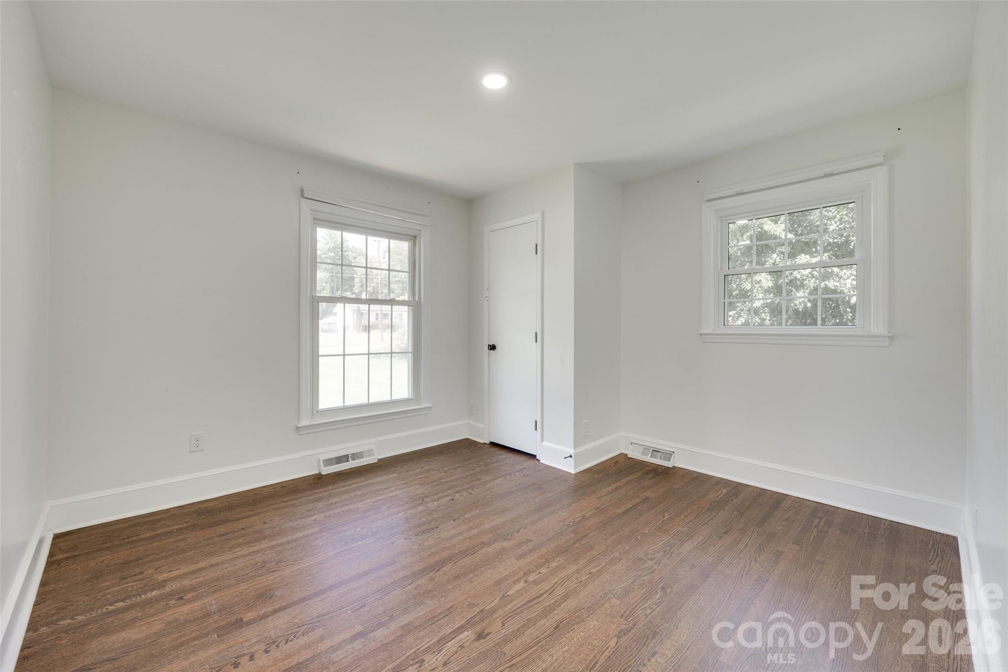 5731 Brookhaven Road Charlotte, NC 28210 - Photo 22 of 33 Gallery Image 22