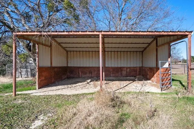 $725,000 | 14617 Meadowland Circle, Newark, TX 76071