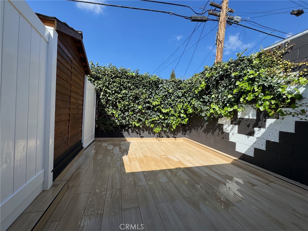 827 Delaware Road, Unit ADU Burbank, CA 91504 - Photo 16 of 20 a view of outdoor space and wooden floor