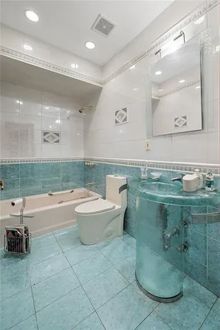 $3,750,000 | 7325 14th Avenue | Bensonhurst