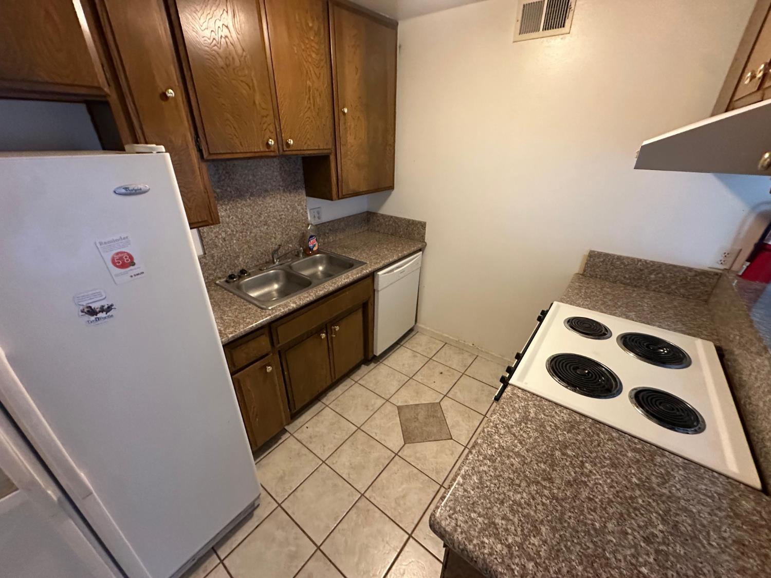 6005 Rowan Way Citrus Heights, CA 95621 - Photo 16 of 19