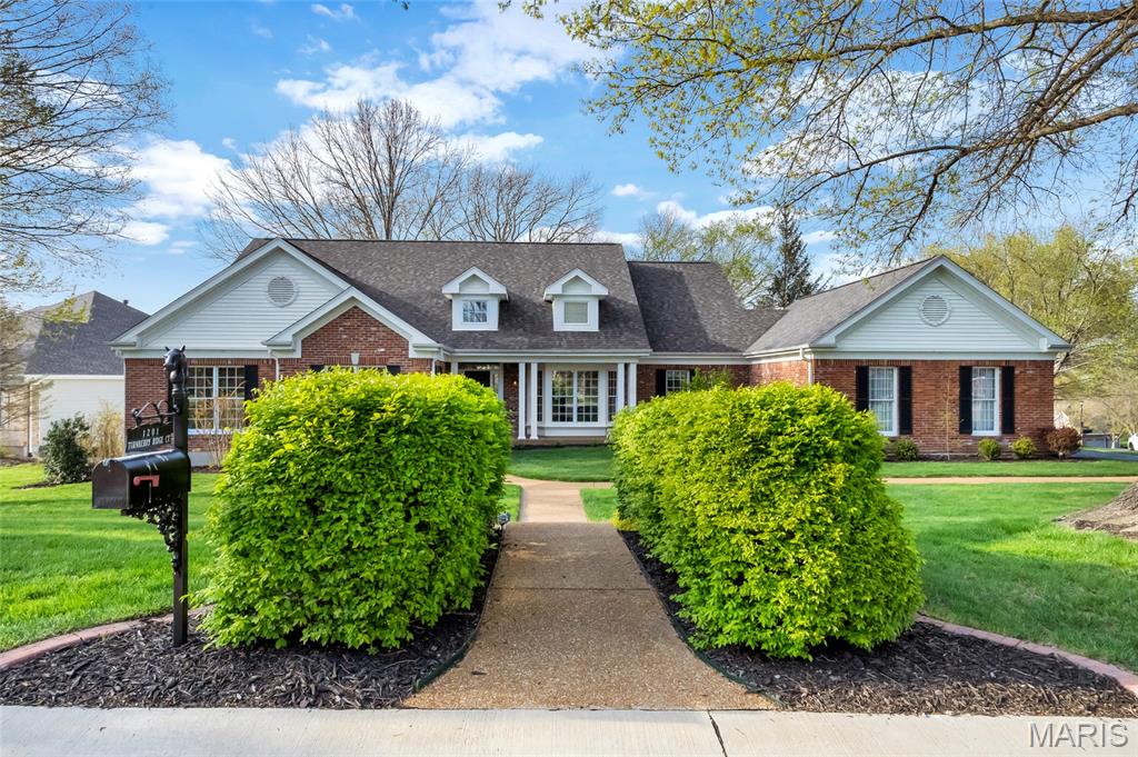 1201 Turnberry Ridge Court Chesterfield, MO 63005 - Photo 3 of 87