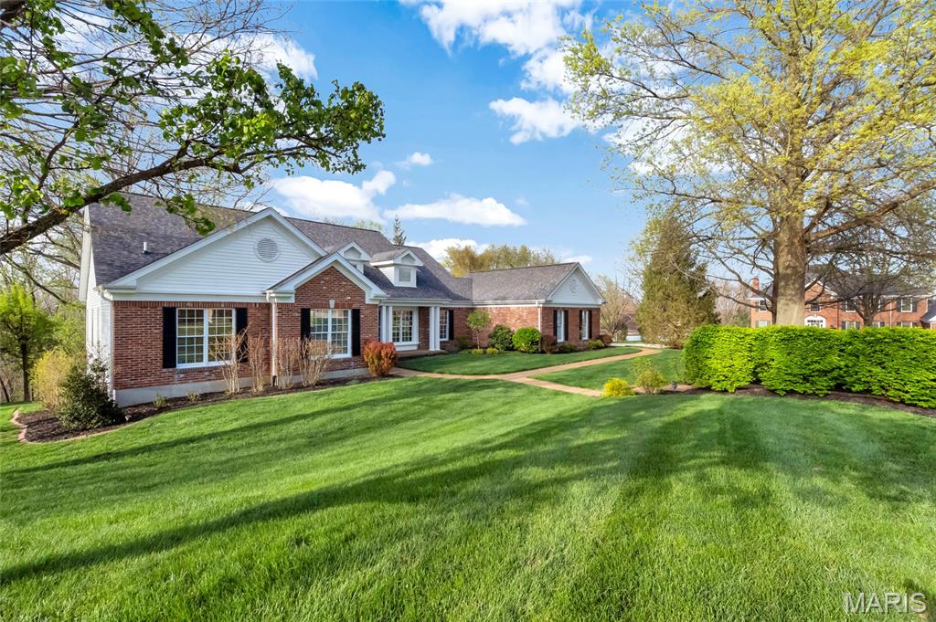 1201 Turnberry Ridge Court Chesterfield, MO 63005 - Photo 6 of 87