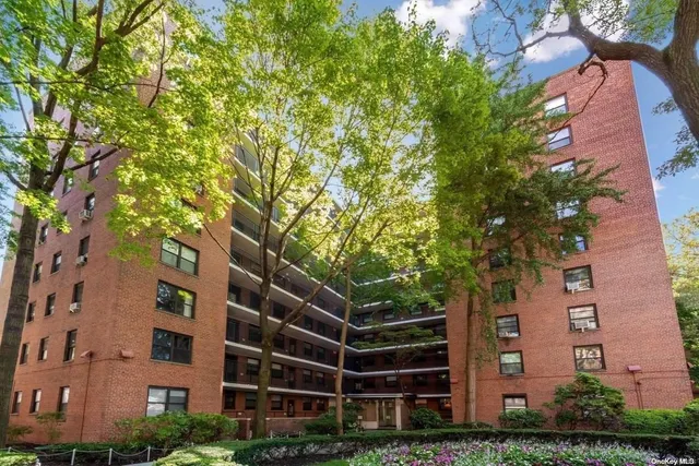$284,999 | 35-31 85th Street, Unit 2L | Jackson Heights