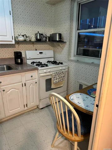 $284,999 | 35-31 85th Street, Unit 2L | Jackson Heights