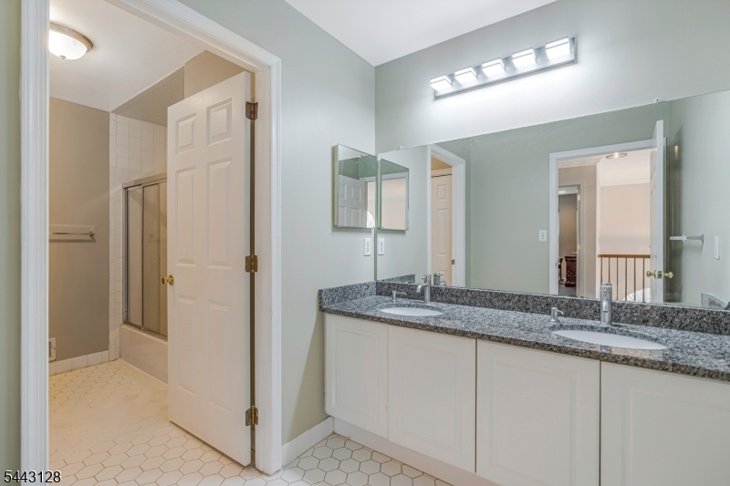 262 Marcia Way Bridgewater, NJ 08807 - Photo 23 of 40