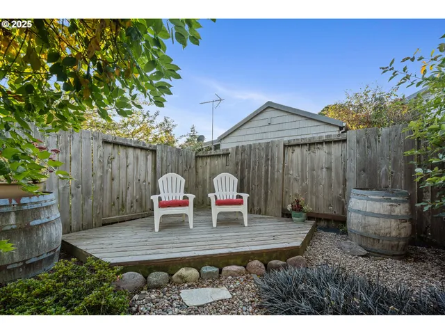 $595,000 | 3607 3rd Street, Tillamook, OR 97141