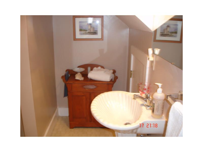 24 Peary Street, Unit C Newport, RI 02840 - Photo 13 of 17 Bathroom. on second floor