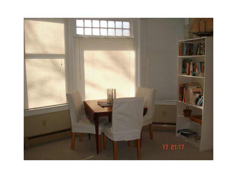 24 Peary Street, Unit C Newport, RI 02840 - Photo 4 of 17 Dining Area.