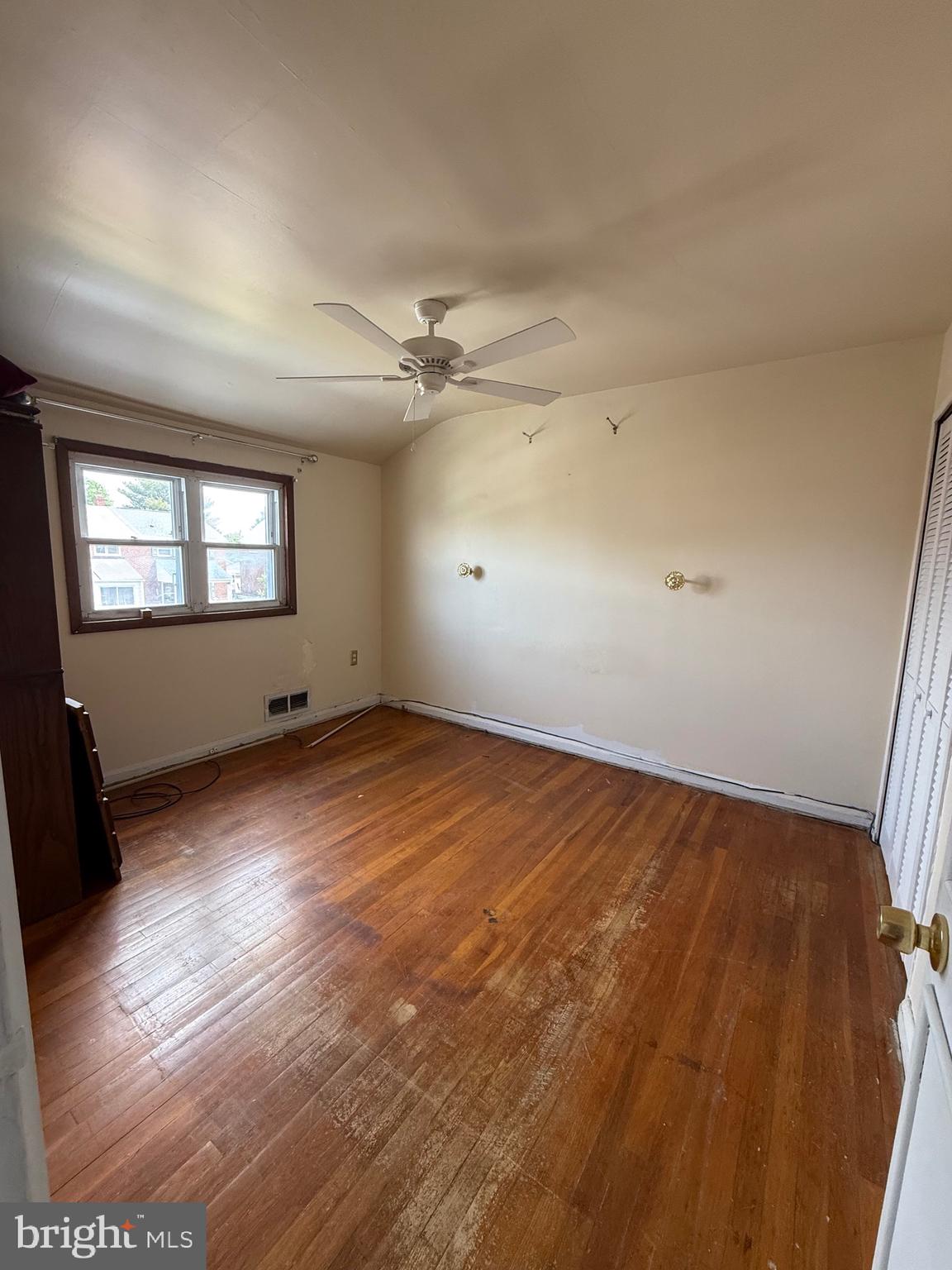 2014 Holborn Road Baltimore, MD 21222 - Photo 6 of 9 Gallery Image 6
