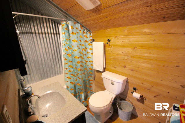 16266 Mcdowell Road Bay Minette, AL 36507 - Photo 40 of 45 Bathroom 2 is located upstairs