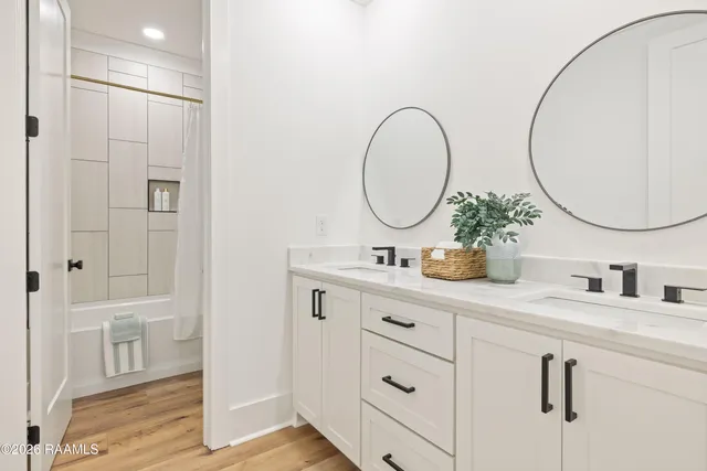 $575,000 | 200 Timber Mill Street, Lafayette, LA 70508