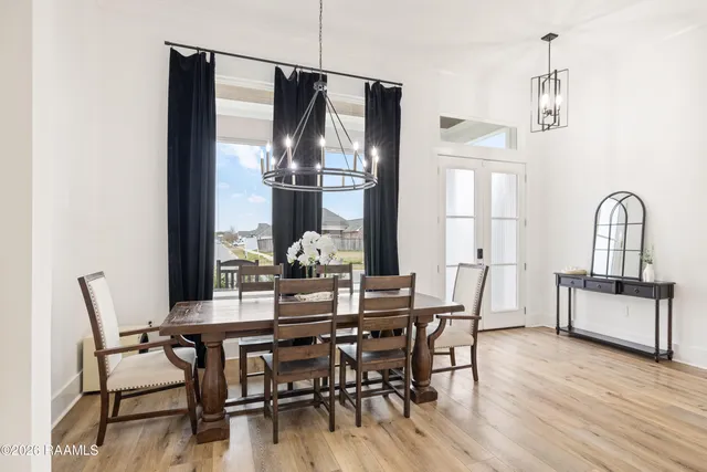 $575,000 | 200 Timber Mill Street, Lafayette, LA 70508