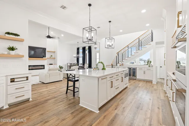 $575,000 | 200 Timber Mill Street, Lafayette, LA 70508