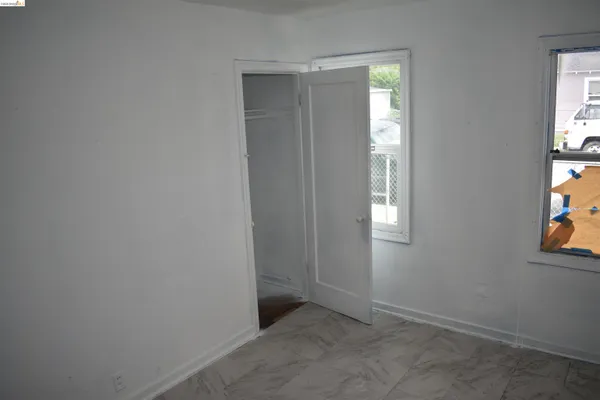 $485,000 | 9945 B Street, Oakland, CA 94603