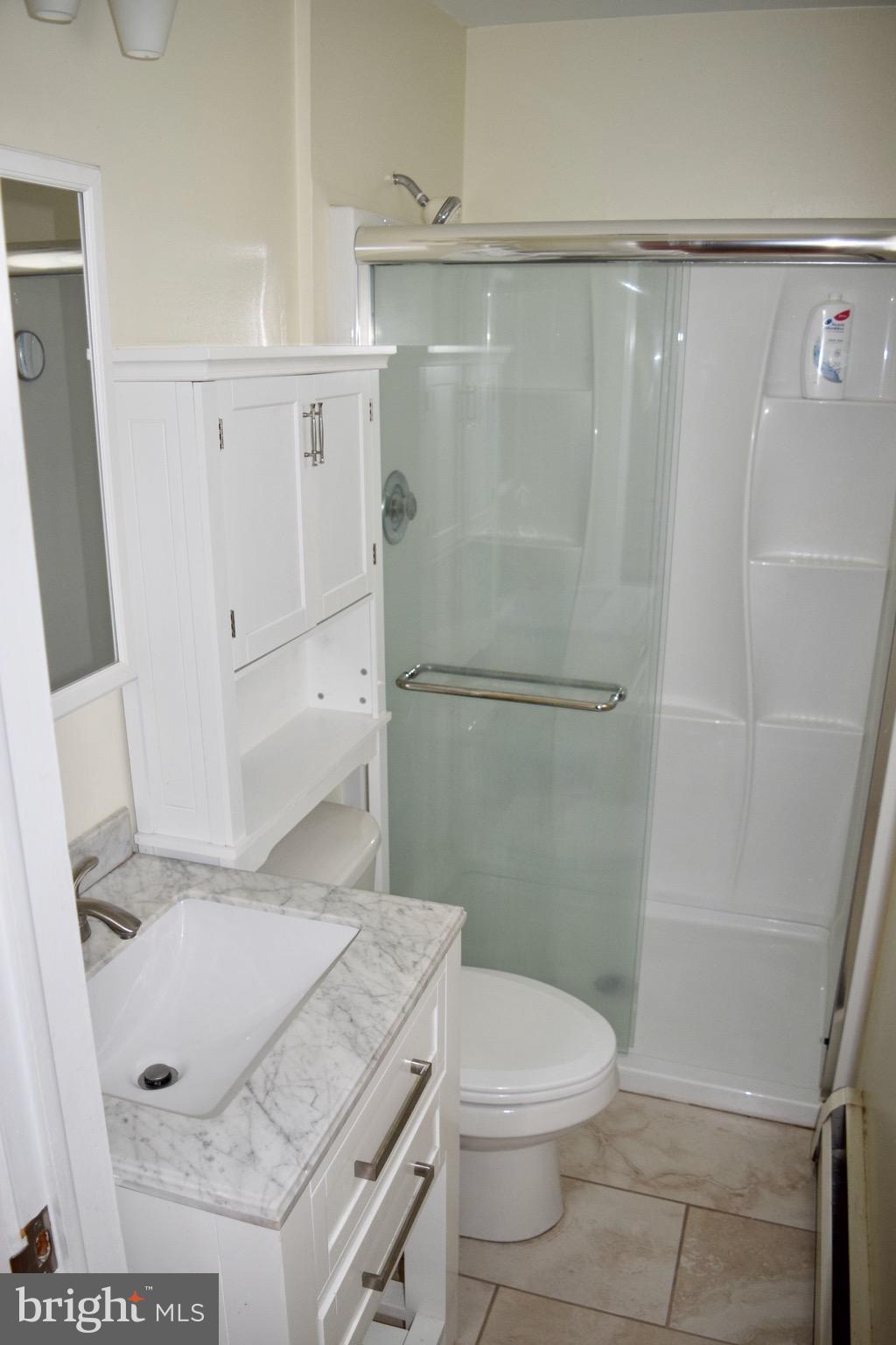116 Warren Road Cockeysville, MD 21030 - Photo 6 of 17 Bath (Master)