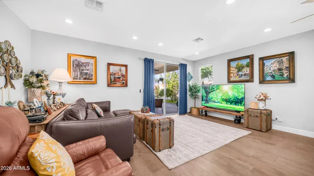 $545,000 | 25084 North 68th Avenue, Peoria, AZ 85383