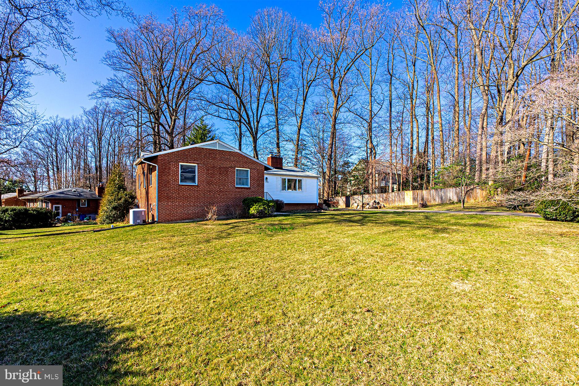 9116 Brian Drive Vienna, VA 22180 - Photo 2 of 33