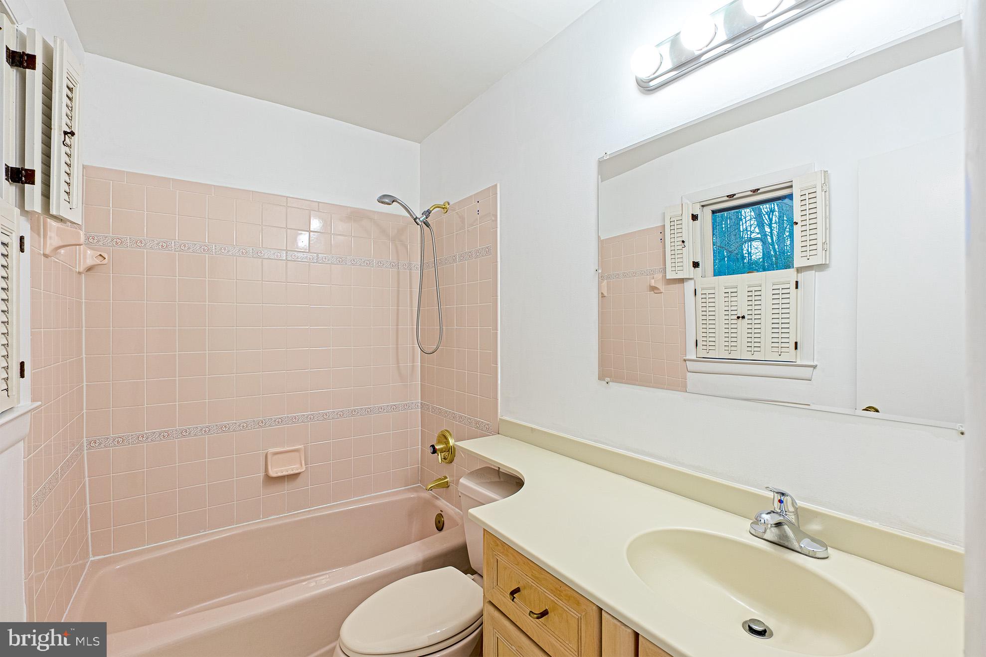 9116 Brian Drive Vienna, VA 22180 - Photo 22 of 33