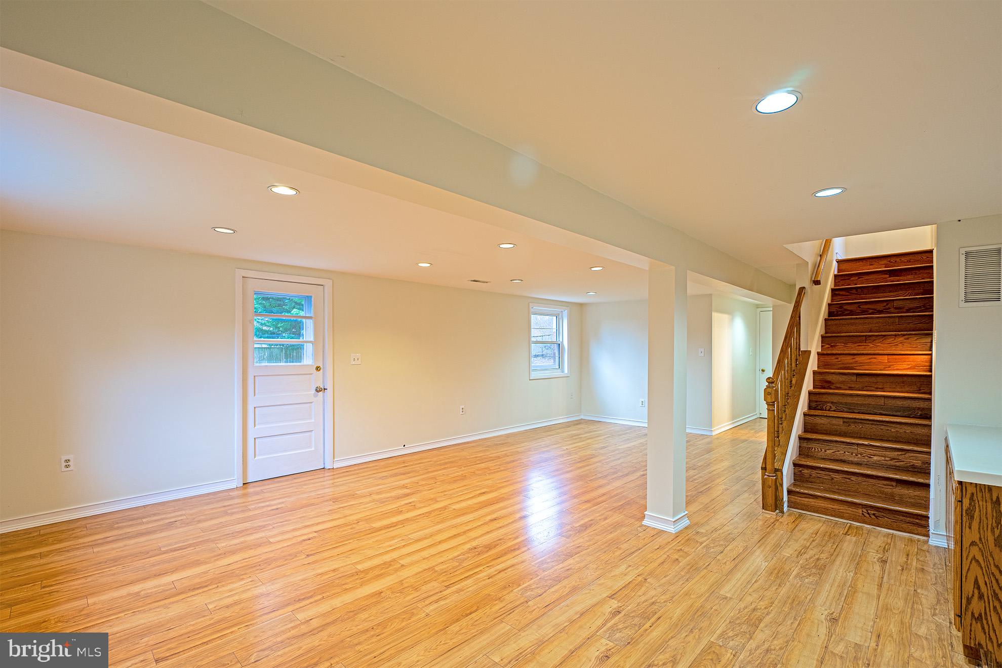 9116 Brian Drive Vienna, VA 22180 - Photo 23 of 33