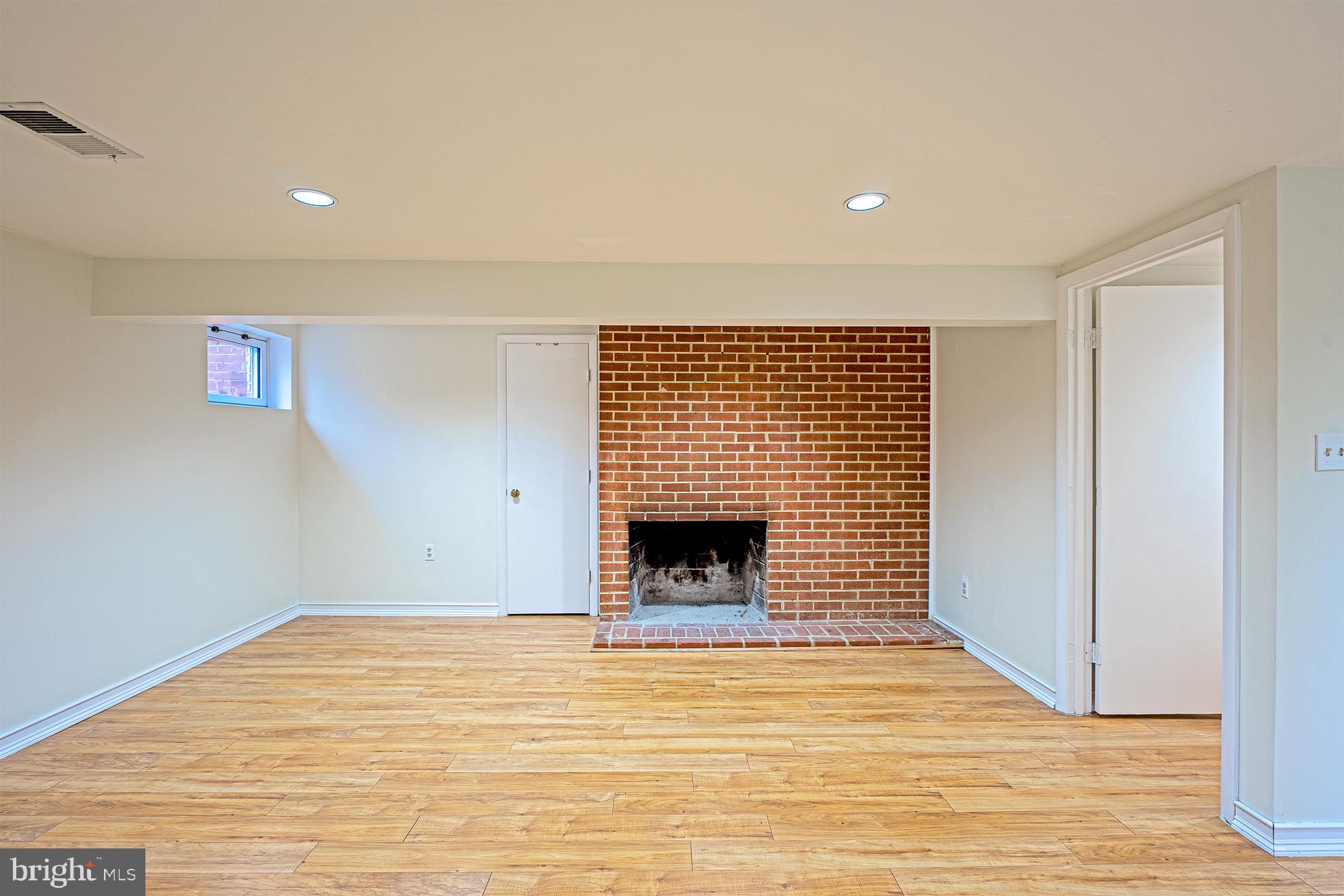 9116 Brian Drive Vienna, VA 22180 - Photo 28 of 33