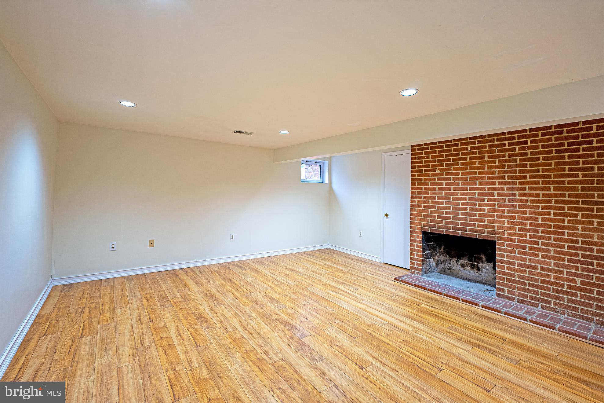 9116 Brian Drive Vienna, VA 22180 - Photo 29 of 33