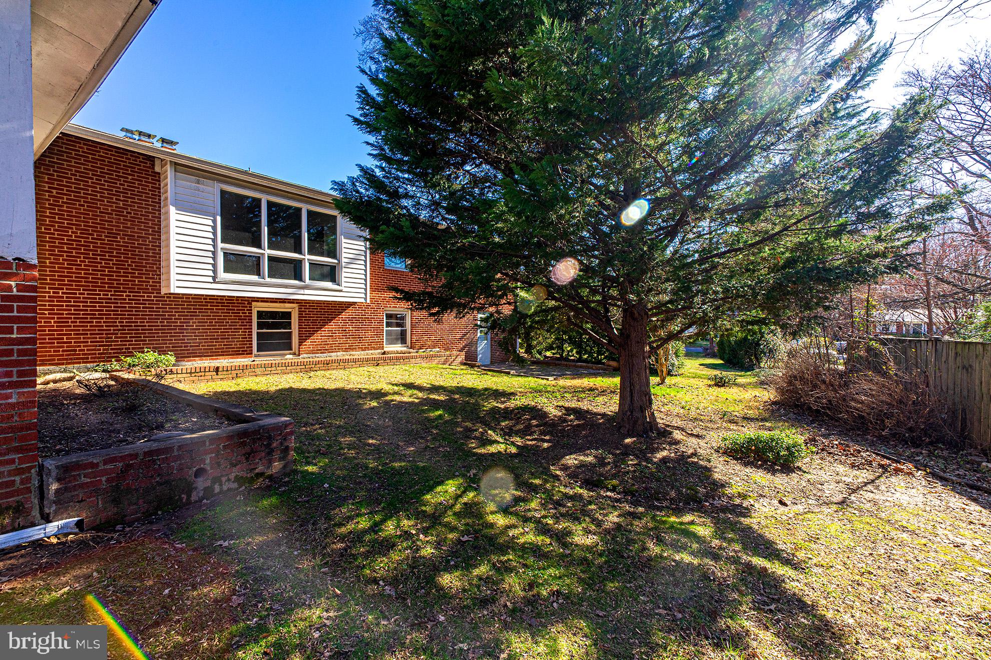 9116 Brian Drive Vienna, VA 22180 - Photo 32 of 33